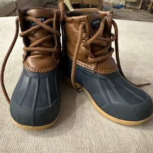 Sperry duck boots - Child size 9